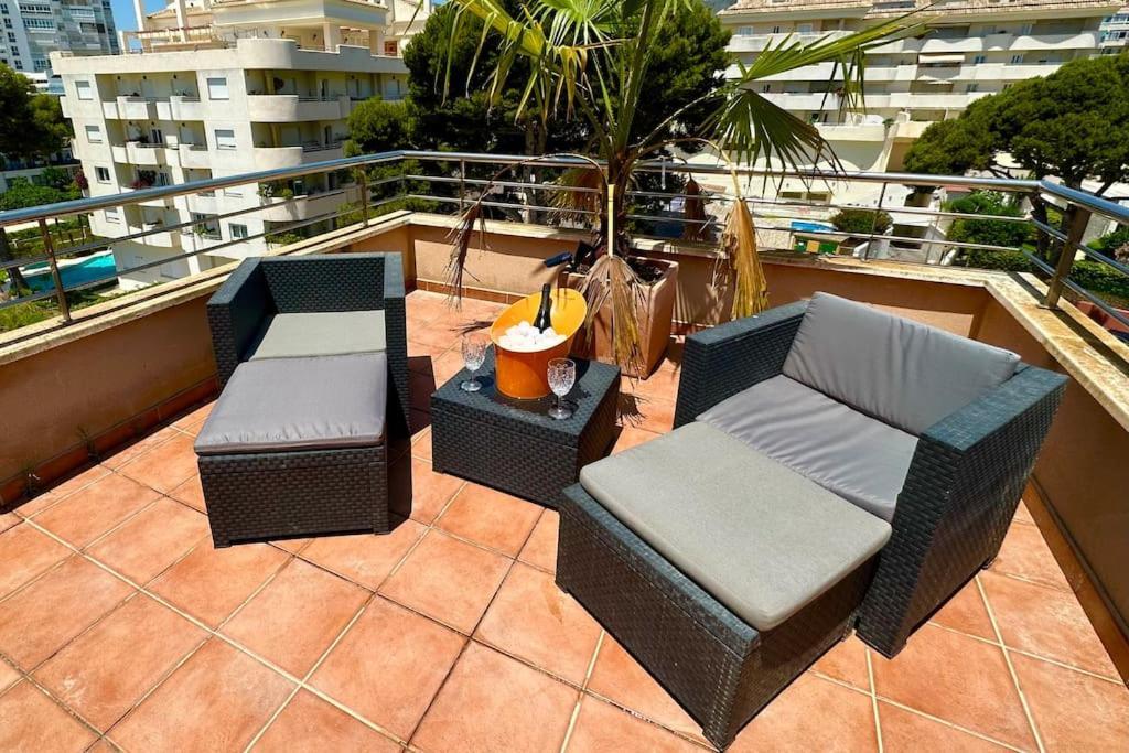 Apartamento Atico Puerto Marina 2 Hab Con Piscina, 500M De La Plata Torremolinos Exterior foto